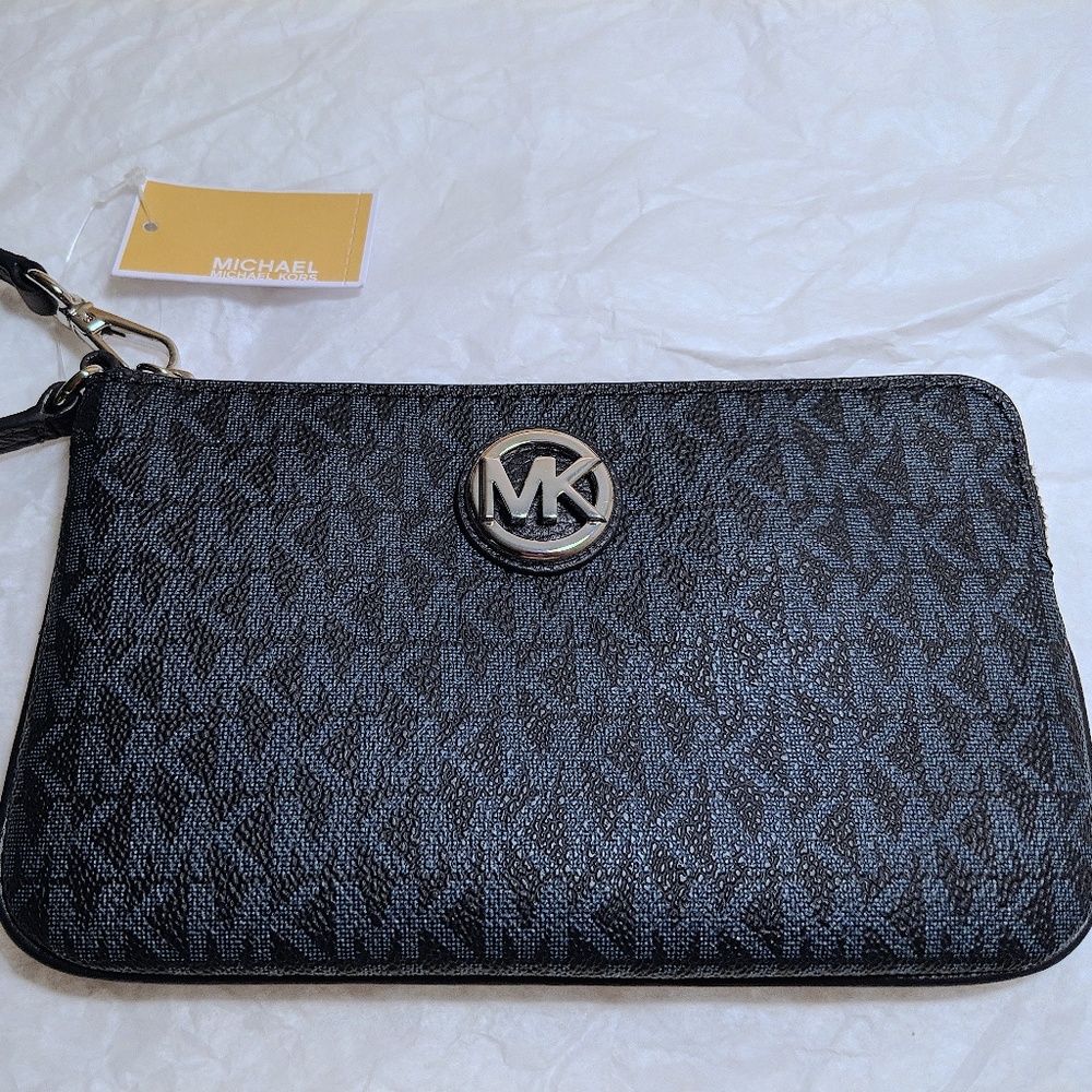 Micheal Kors Wallet
